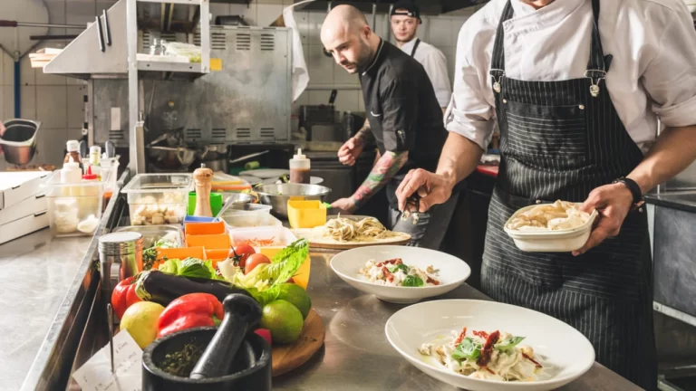 【中長期で効く】飲食店集客のイメージ