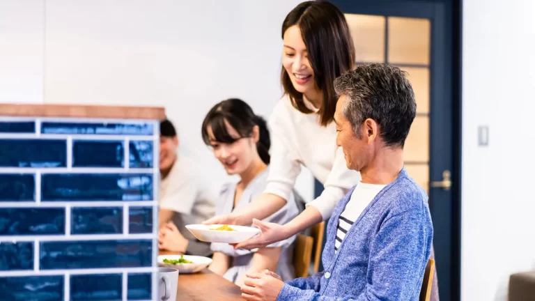 長く愛される繁盛店が実践していることのイメージ