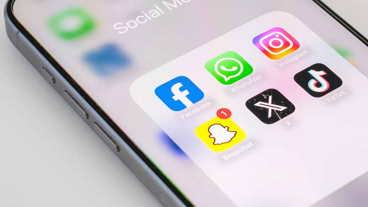 X（Twitter）の非公開アカウントを解除する方法を解説！解除前に必ず