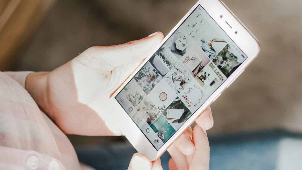 Instagram(インスタグラム)の「オンライン中」を消す方法