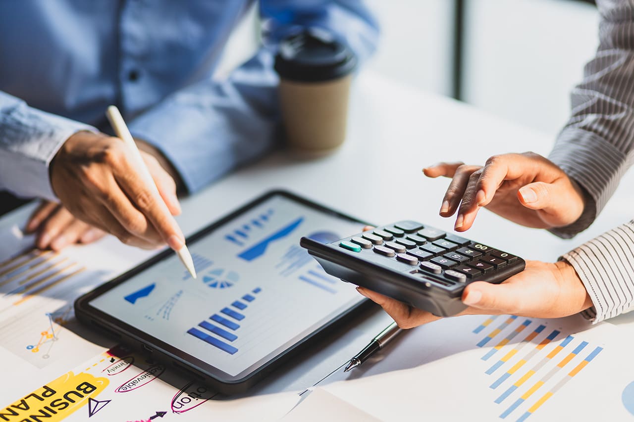 リスティング広告の月10万円の規模感を計算するイメージ