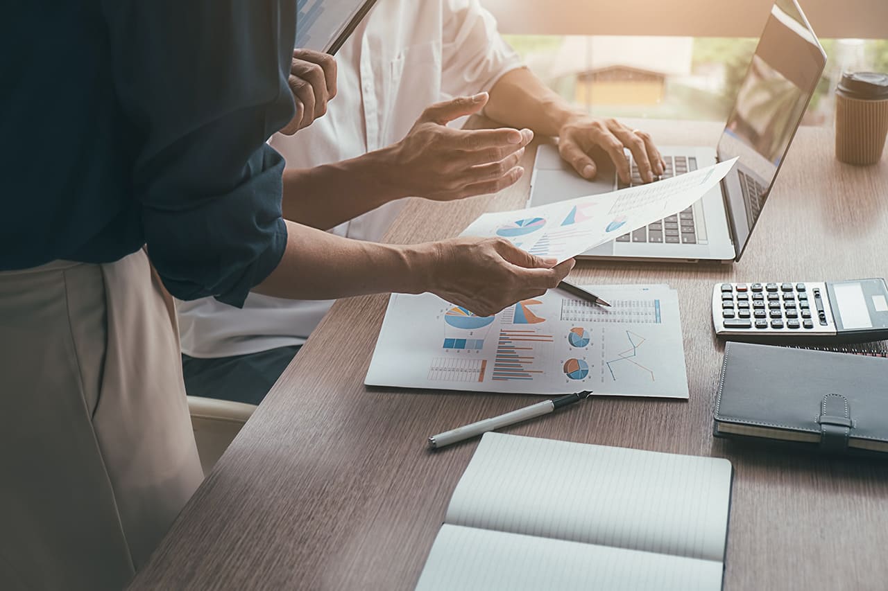 月5万円のリスティング広告を無駄にしない運用術を試すイメージ