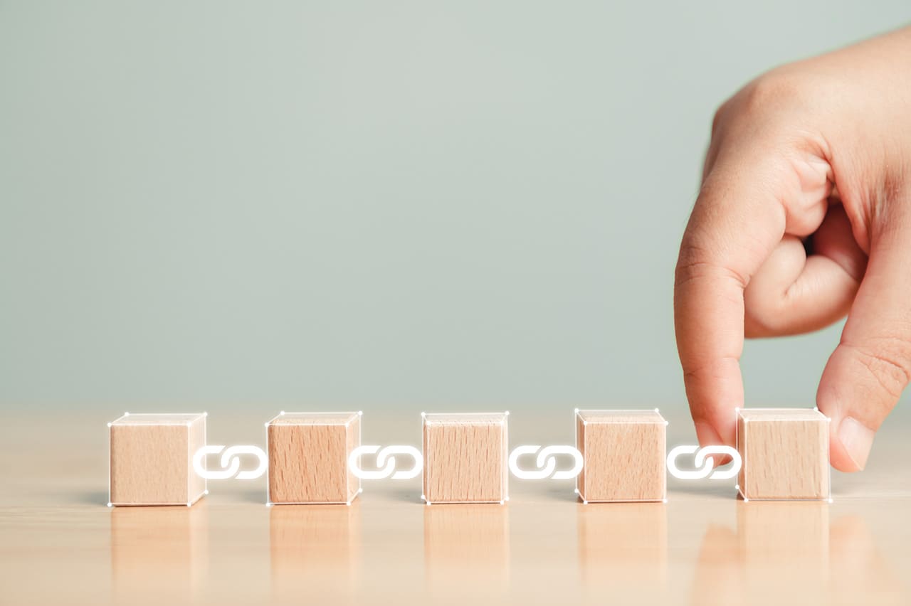 ジオフェンス×LINE・SNSで費用対効果を高めるイメージ